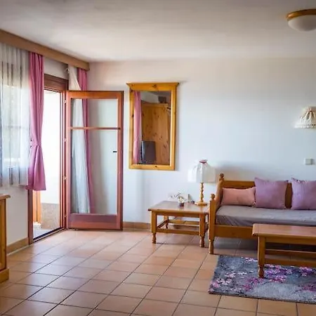 Livgood Gerlitzen * تريفن